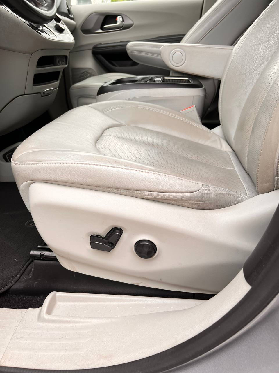 Chrysler Pacifica 2021 Plug-in Hybrid