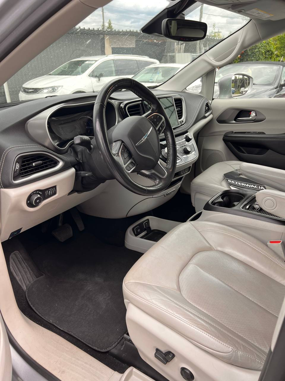 Chrysler Pacifica 2021 Plug-in Hybrid