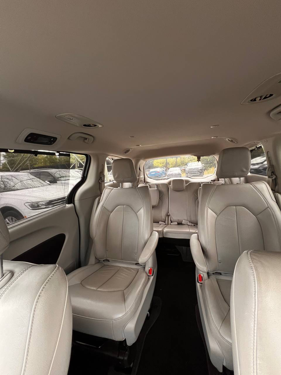 Chrysler Pacifica 2021 Plug-in Hybrid