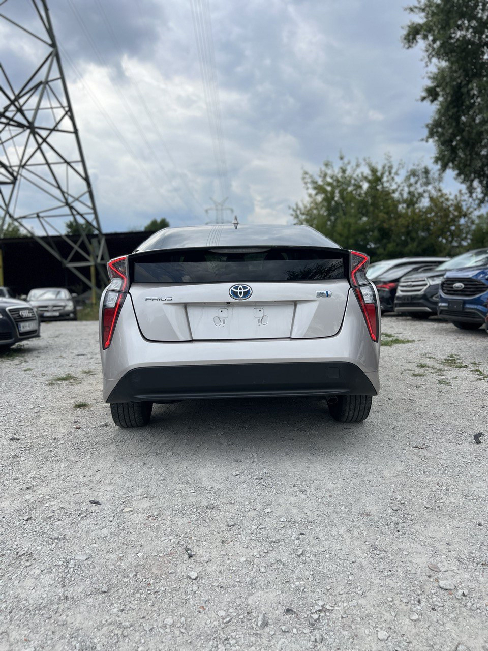 TOYOTA PRIUS HYBRID 2019