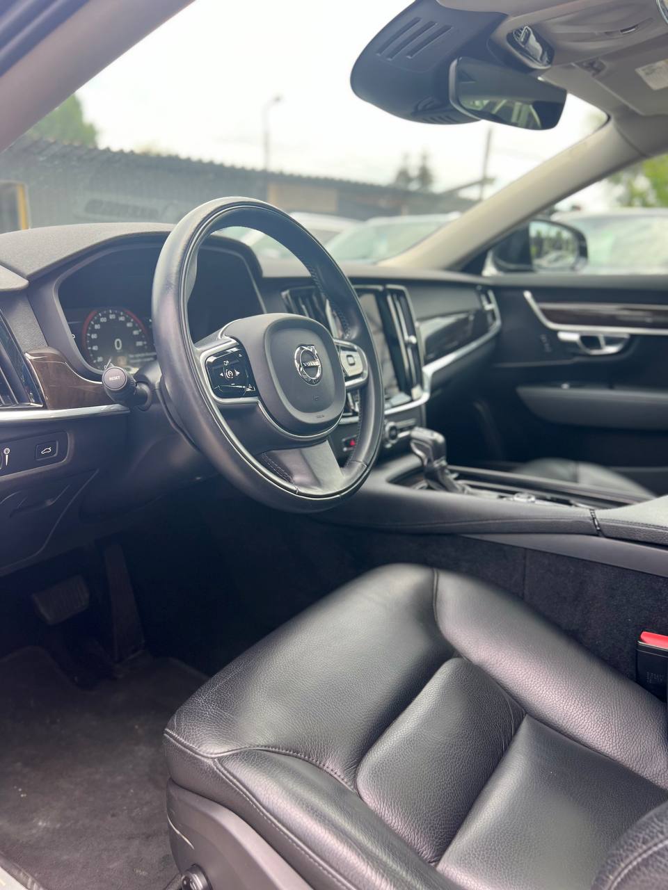 🔥 Volvo S90 2017 T5 Momentum