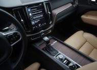VOLVO XC60 2019 • D5 • AWD • Automat