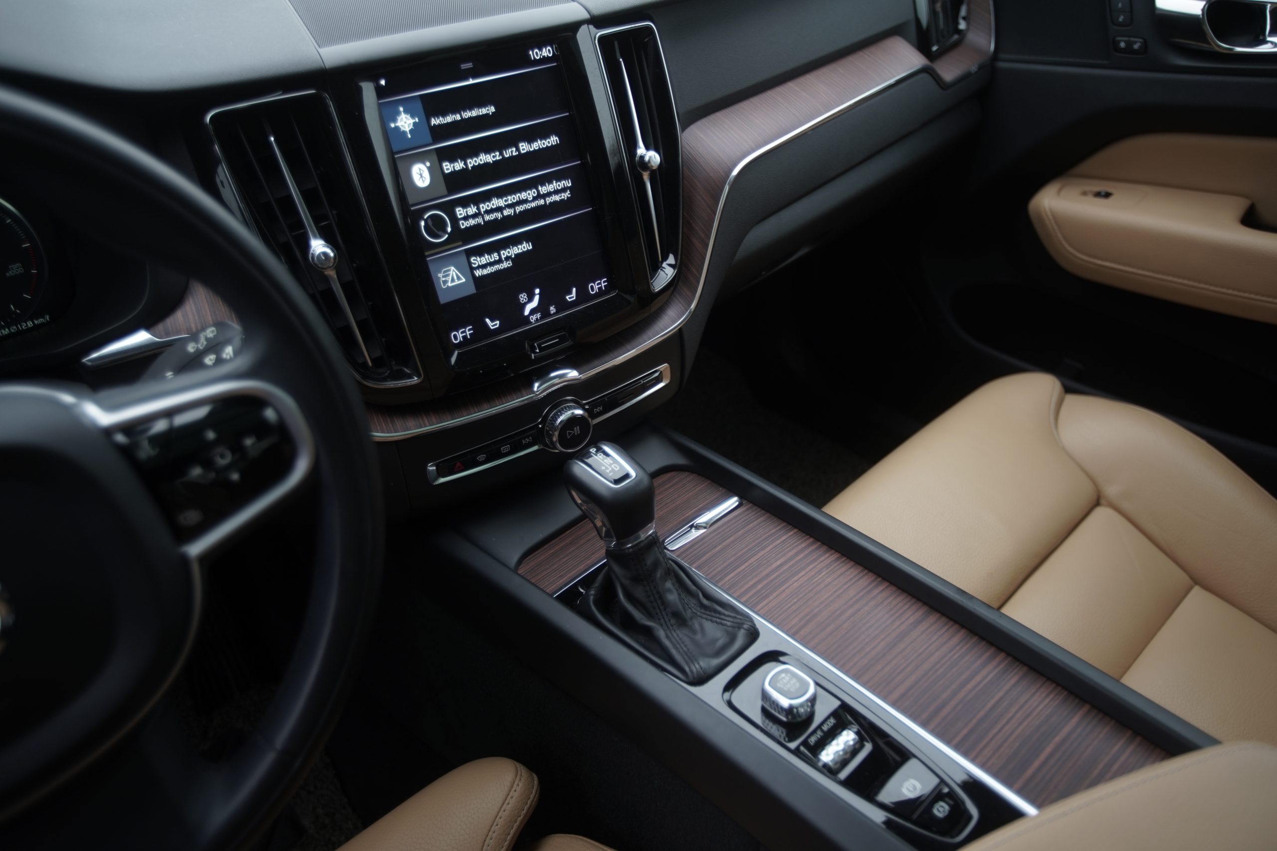 VOLVO XC60 2019 • D5 • AWD • Automat