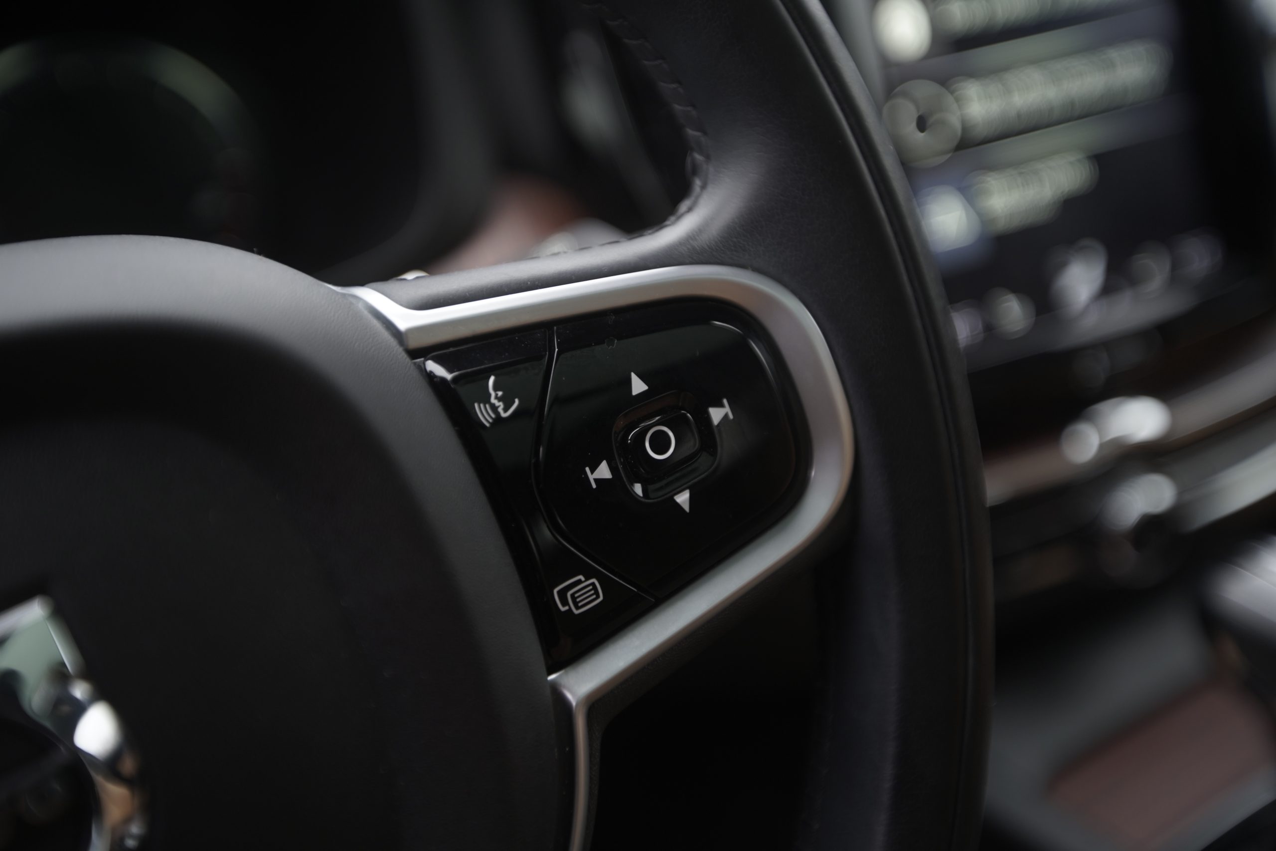 VOLVO XC60 2019 • D5 • AWD • Automat