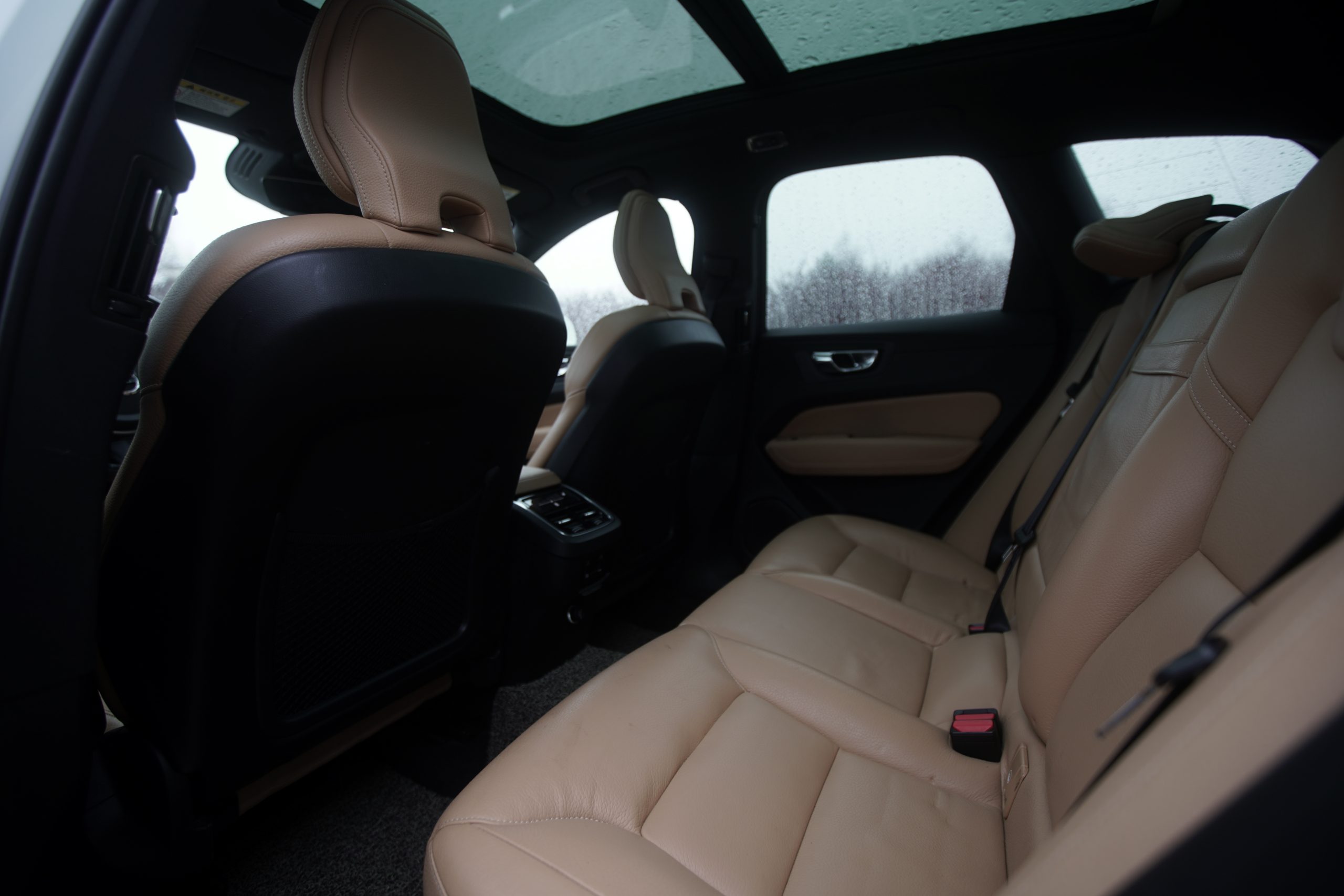 VOLVO XC60 2019 • D5 • AWD • Automat