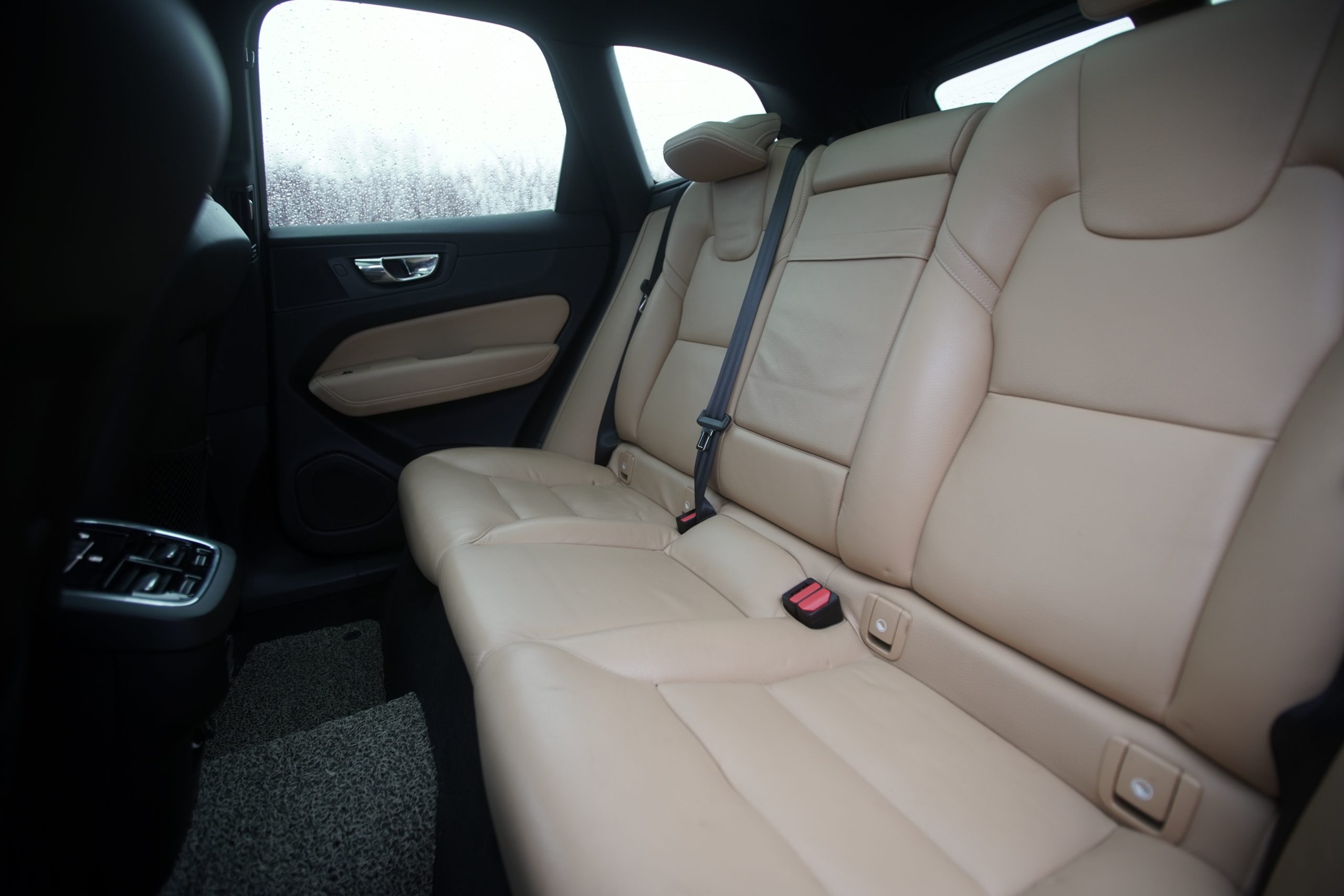 VOLVO XC60 2019 • D5 • AWD • Automat