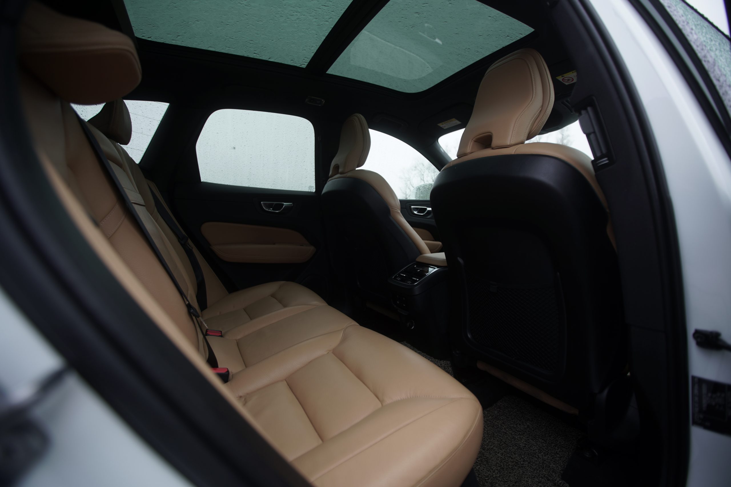 VOLVO XC60 2019 • D5 • AWD • Automat