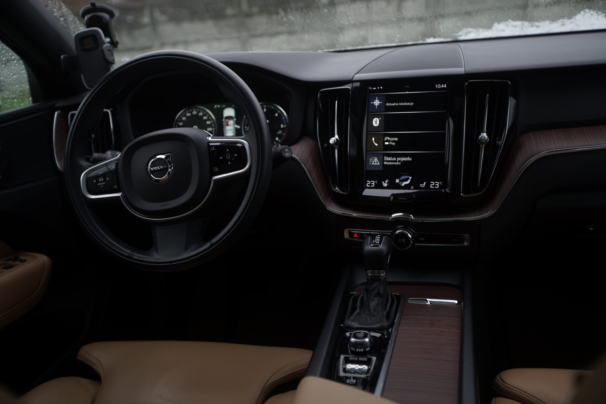 VOLVO XC60 2019 • D5 • AWD • Automat